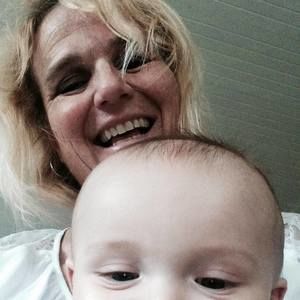 Meet your Posher, Denise